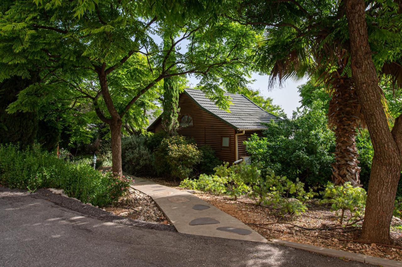 Rosh Pinat Noy Villa Exterior photo